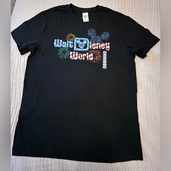 Walt Disney World Parks Fireworks T-Shirt. NWT Unisex Adult - Picture 3 of 7